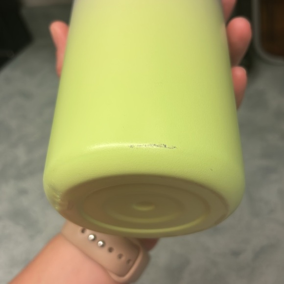 Lululemon athletica Ombré Back to Life Sport Bottle (32oz) - Picture 6 of 12